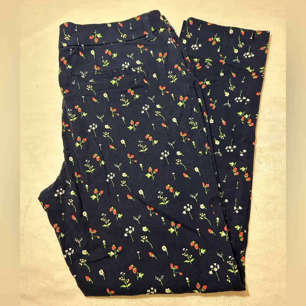 Faded Glory Floral Capri Pant